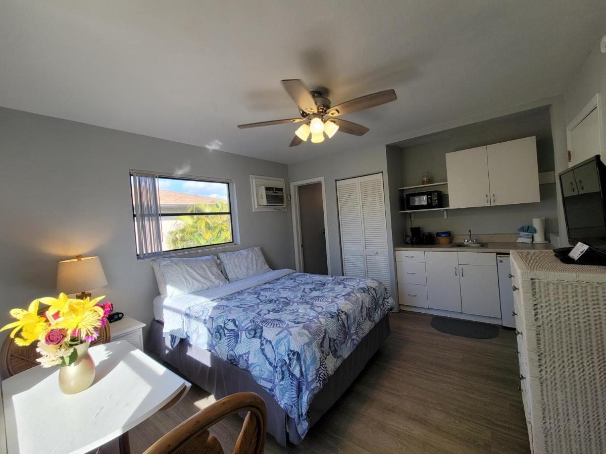 Hideaway Waterfront Resort Cape Coral Eksteriør billede