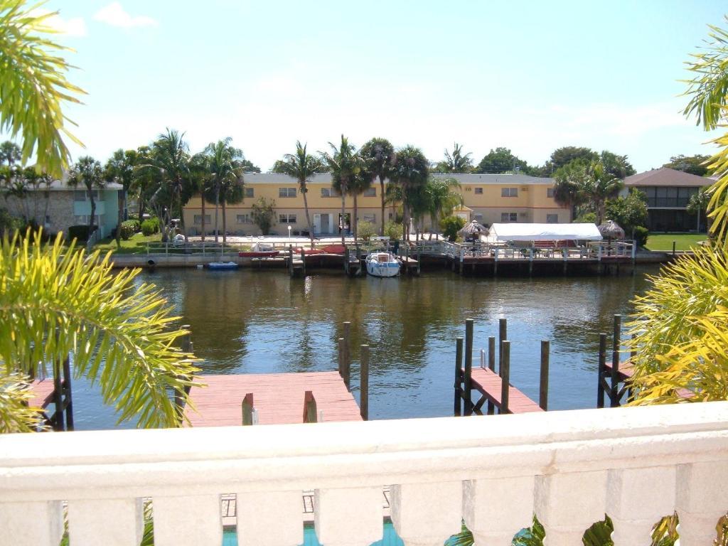 Hideaway Waterfront Resort Cape Coral Eksteriør billede