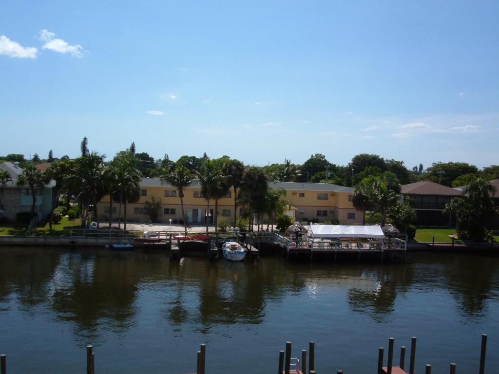 Hideaway Waterfront Resort Cape Coral Eksteriør billede
