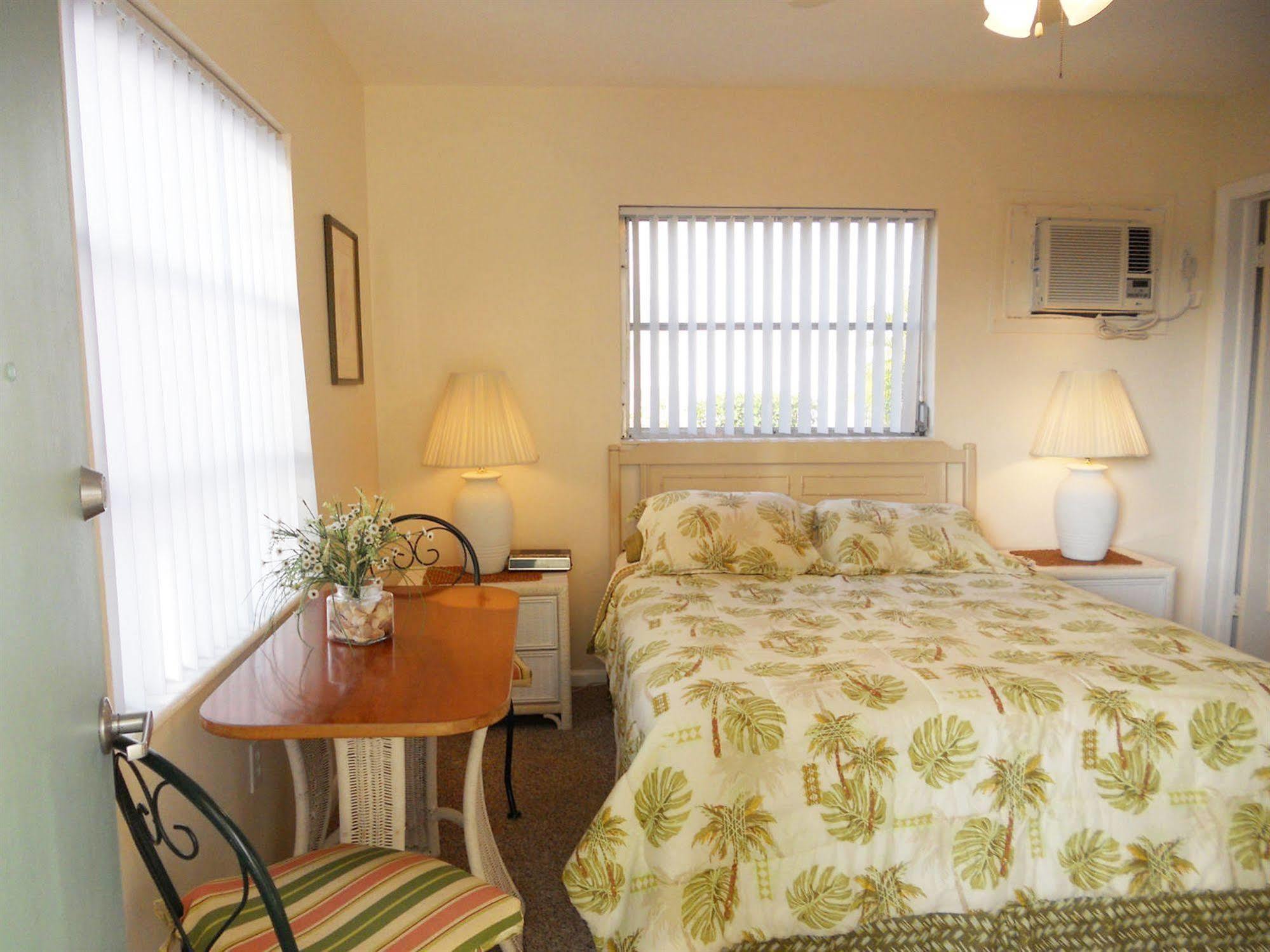 Hideaway Waterfront Resort Cape Coral Eksteriør billede