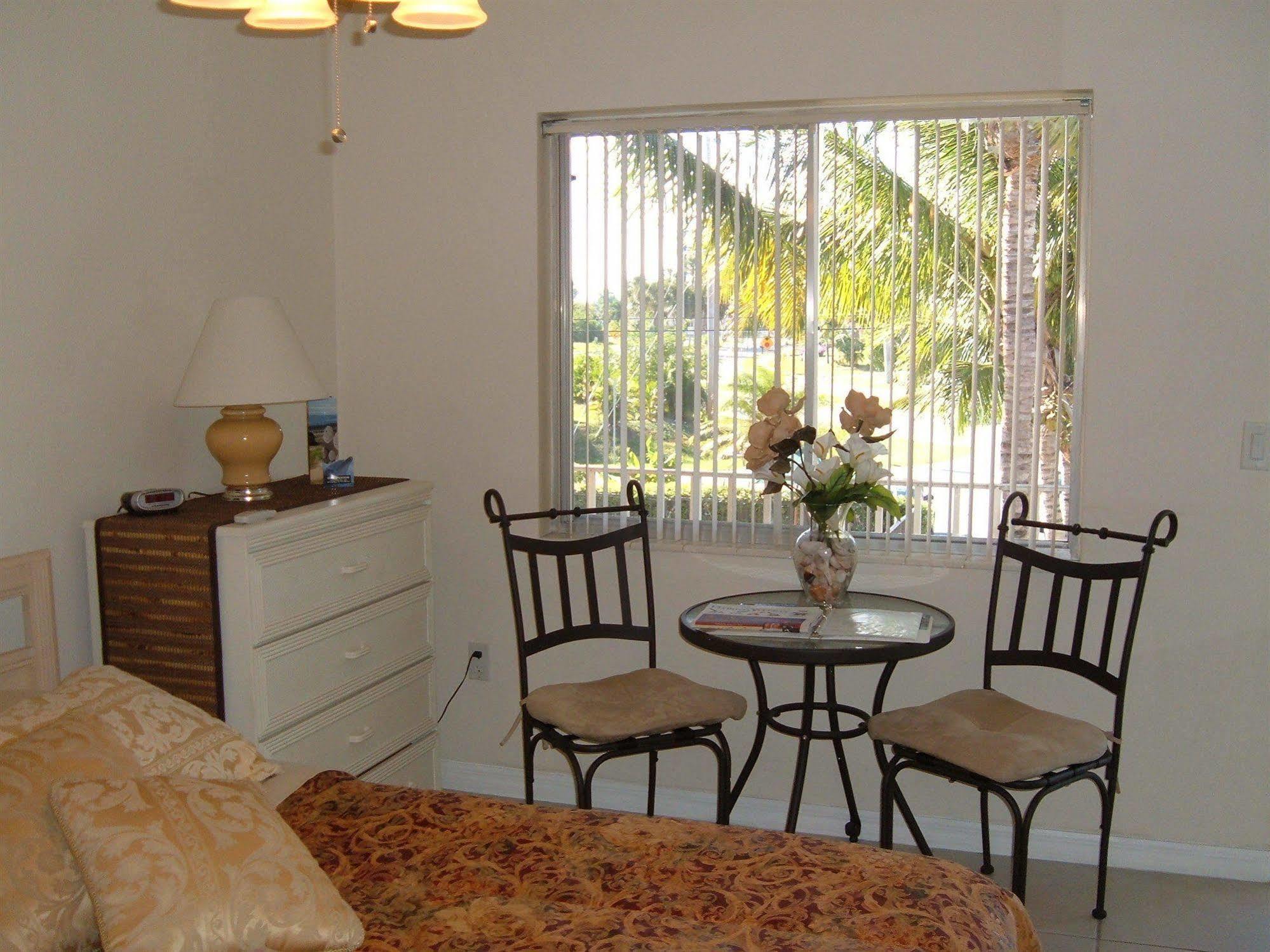 Hideaway Waterfront Resort Cape Coral Eksteriør billede